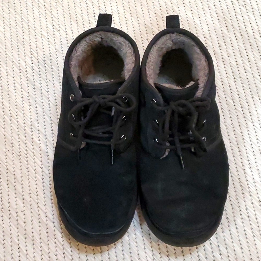 UGG Mens Neumel black fleece lined boot, size 12
